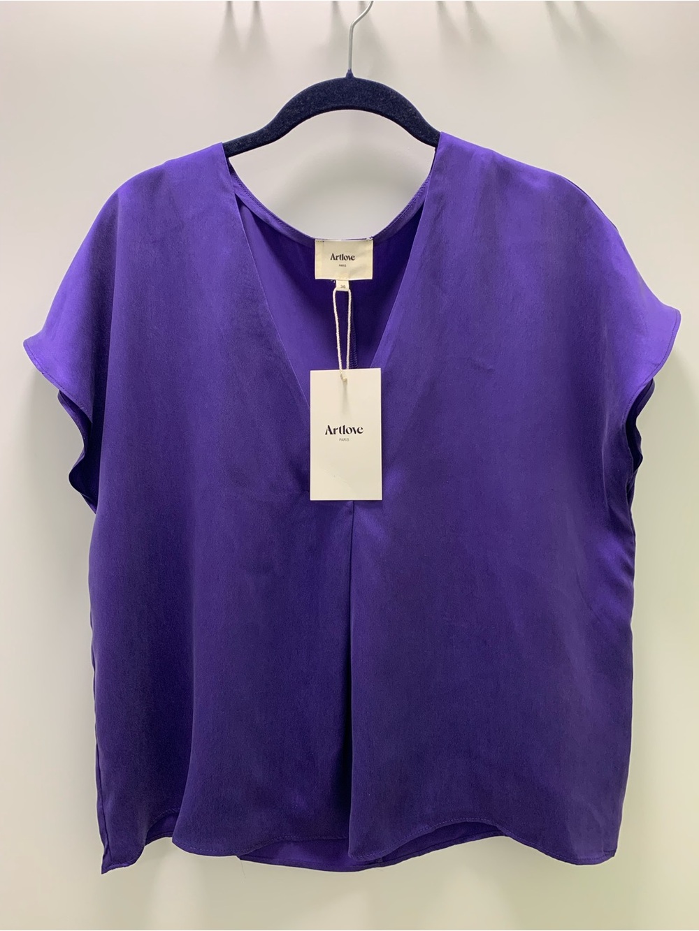 Purple V-Neck Cap-Sleeve Blouse 100% silk, fit M-L